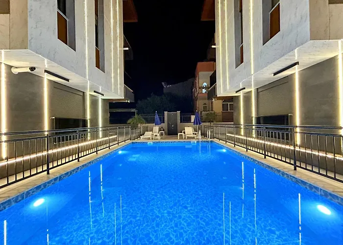 Grand Diker Port Residence